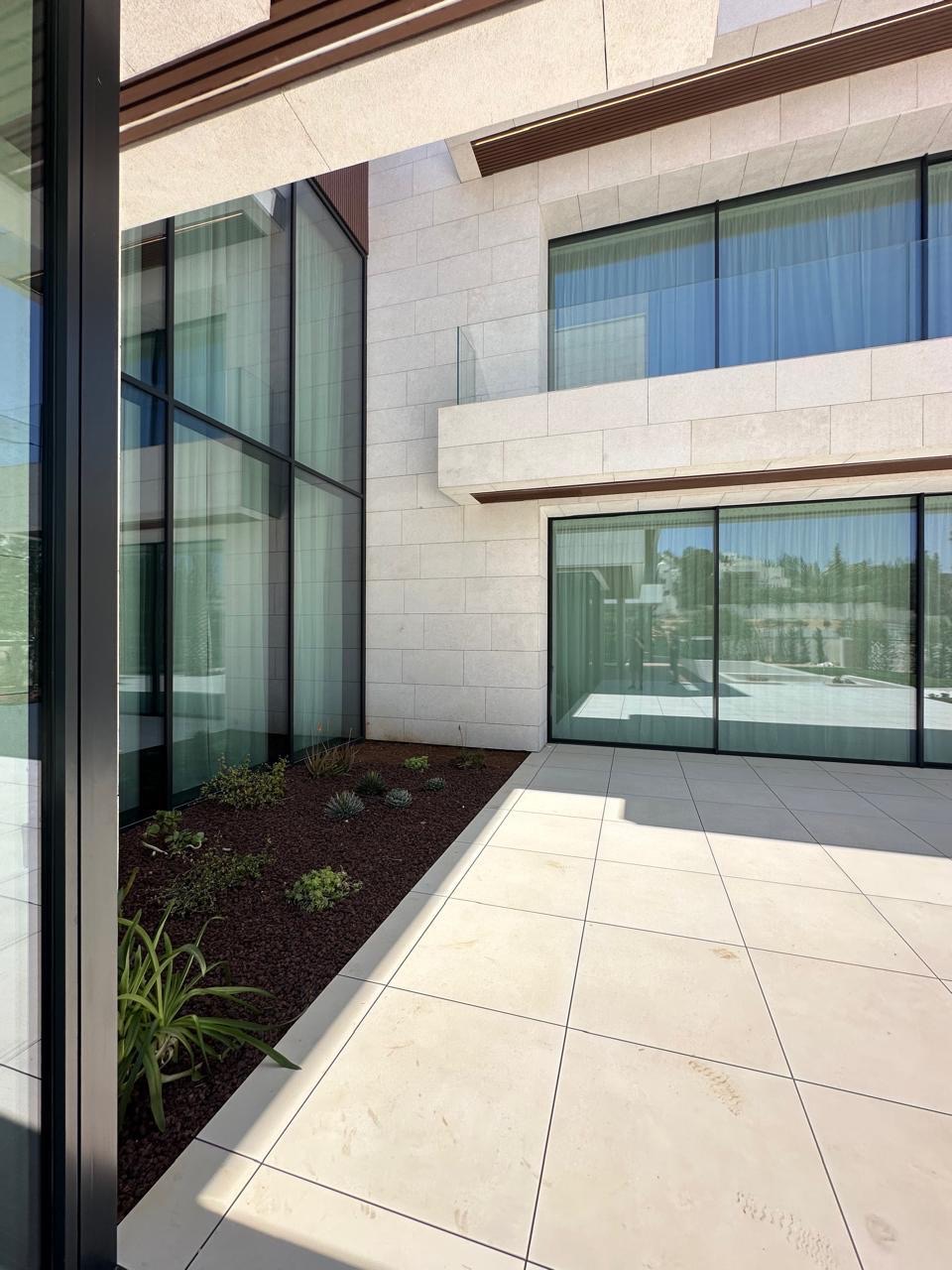 PHOTO 2025 06 09 12 57 27 Grande